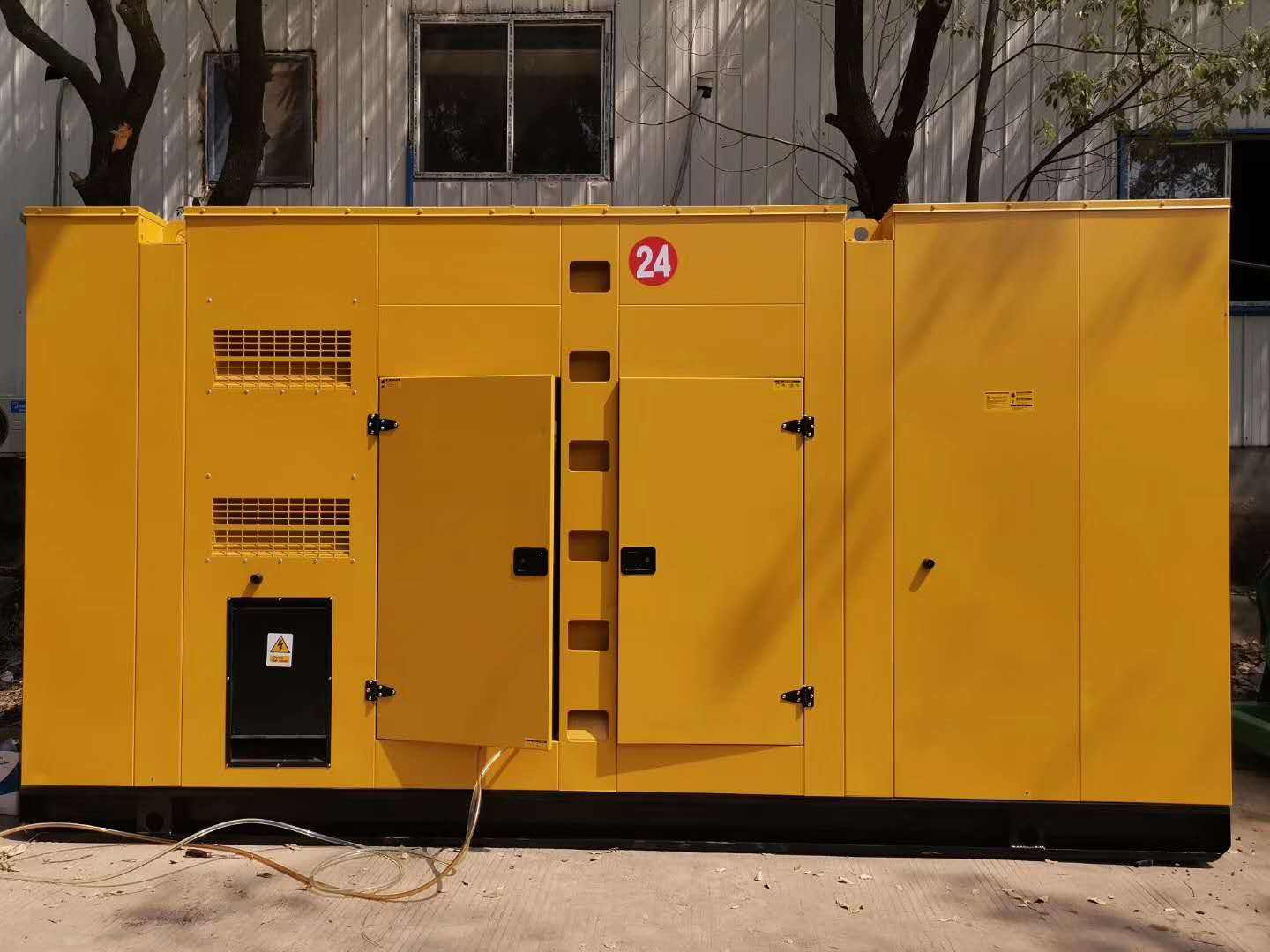 威信租赁发电机-国产柴油发电机油耗的奥秘