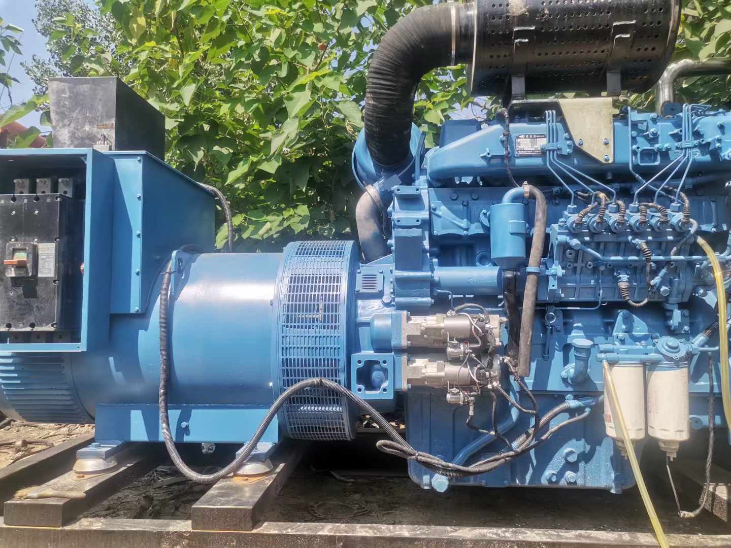 威信详细说明降低 800kW 柴油发电机输出电流波动的方法