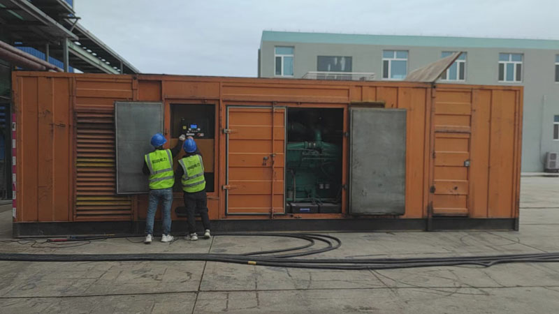 威信如何检查柴油发电机组的机油油位？